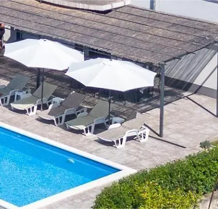 Apartman 3 Bedroom With Private Pool Split