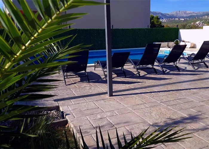 3 Bedroom With Private Pool Apartment